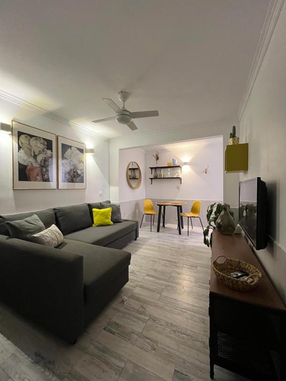 House in San Agustín with Pool By Canarias prime homes, San Bartolomé