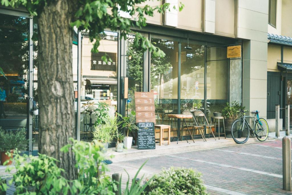 Entrance, Len Kyoto Kawaramachi Hostel Cafe & Bar in Kyoto