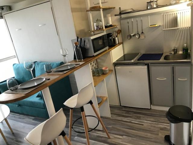Studio Hypercentre - FRONT DE MER - Grande Plage - piscine - 2