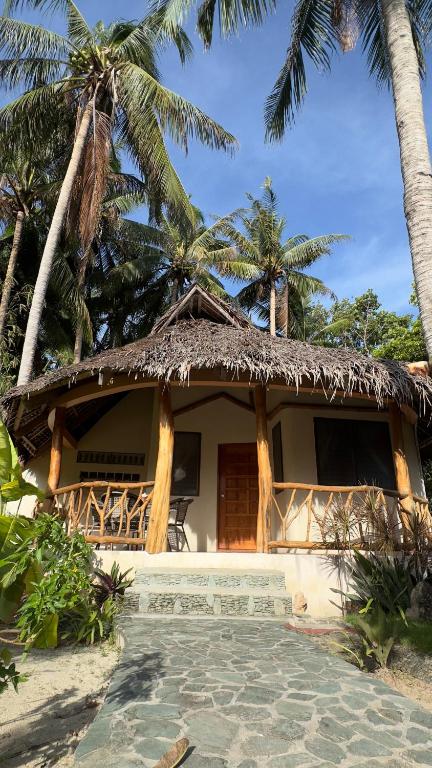 คอรัลเคย์รีสอร์ท, ไอเอ็นซี (Coral Cay Resort, Inc.)