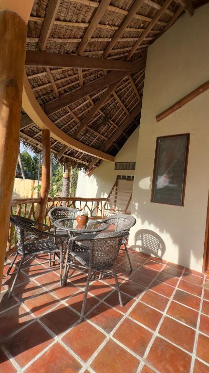 คอรัลเคย์รีสอร์ท, ไอเอ็นซี (Coral Cay Resort, Inc.)