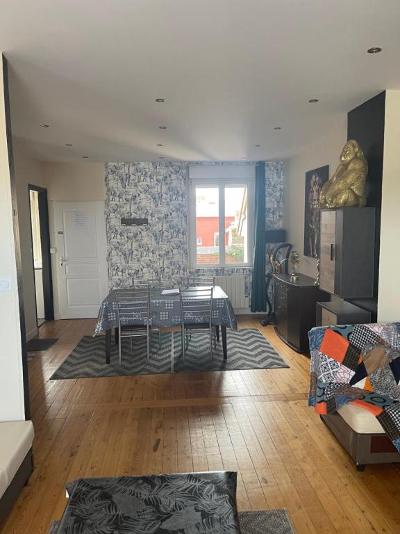 Appt 56m2 en plein centre ville et mer a 200m - 5