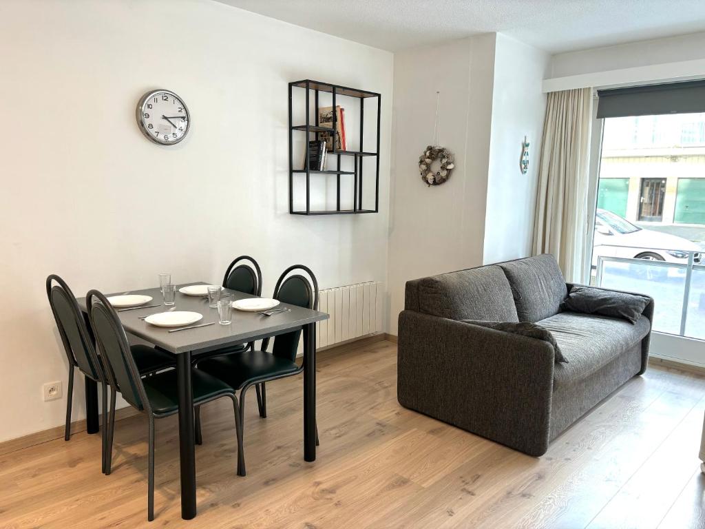 STUDIO Oever - 1 min de la plage, Koksijde