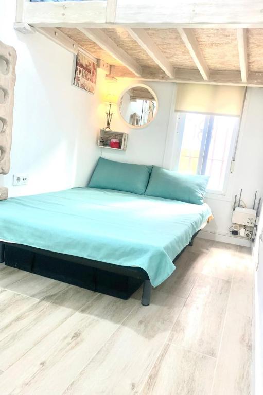 PRECIOSO Y PEQUEÑO LOFT CENTRO DE CONIL - 2