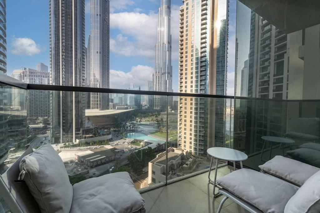 Nasma Luxury Stays - Prime Dubai Apt with Unrivaled Burj Khalifa Views, Dubái