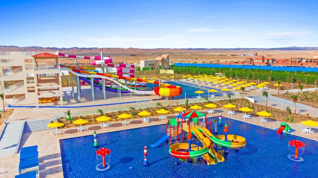 スイミングプール