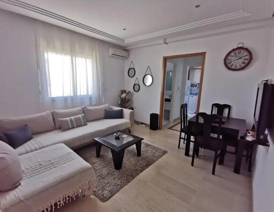 Studio fonctionnel, résidence gardée, La Marsa