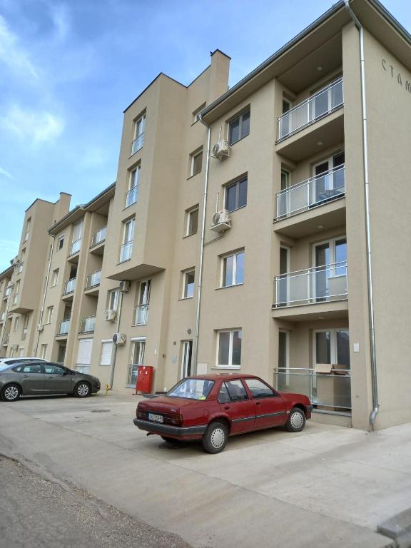 EmaRooms, Soko Banja