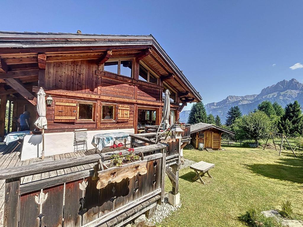 Chalet individuel avec garage, terrasse, buanderie et cuisine équipée - 2