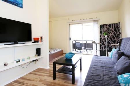 Studio Apartment with Pool in the Heart of MissionValley, San Diego