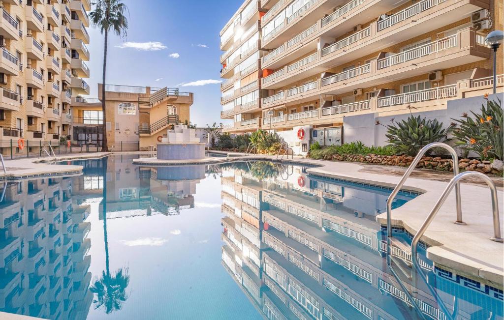 Beautiful Apartment In Fuengirola With Wifi - 2