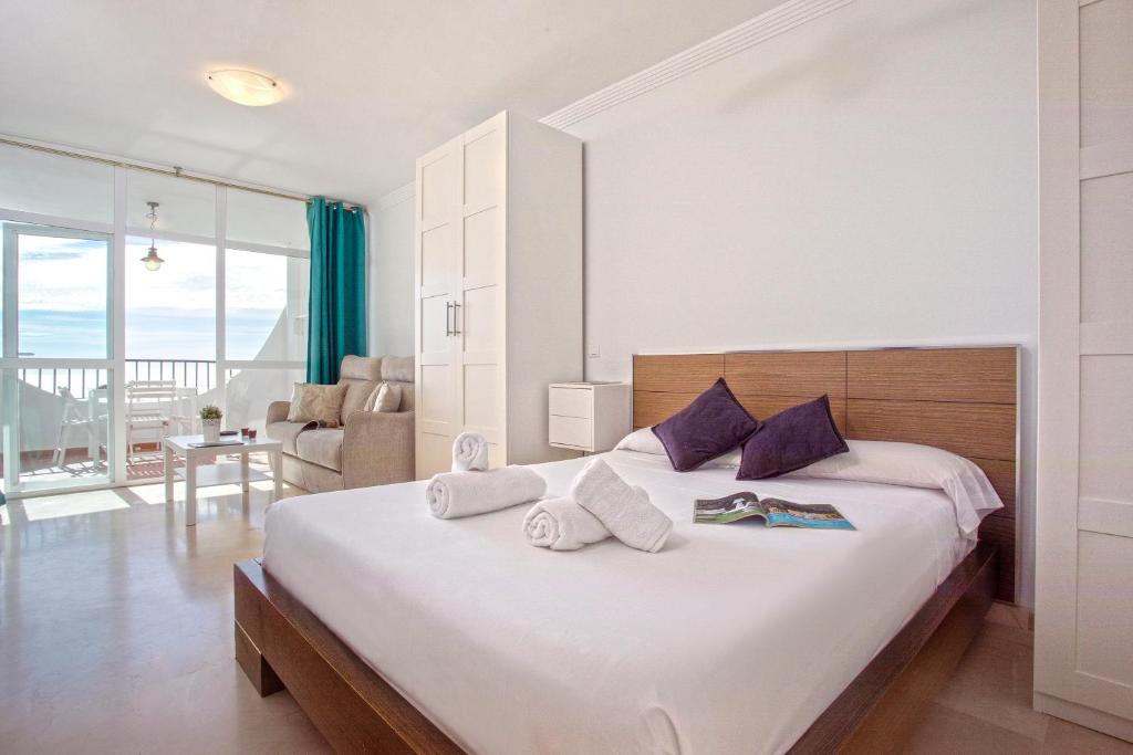 Sunstay Diamond Loft Fuengirola Beach - 4