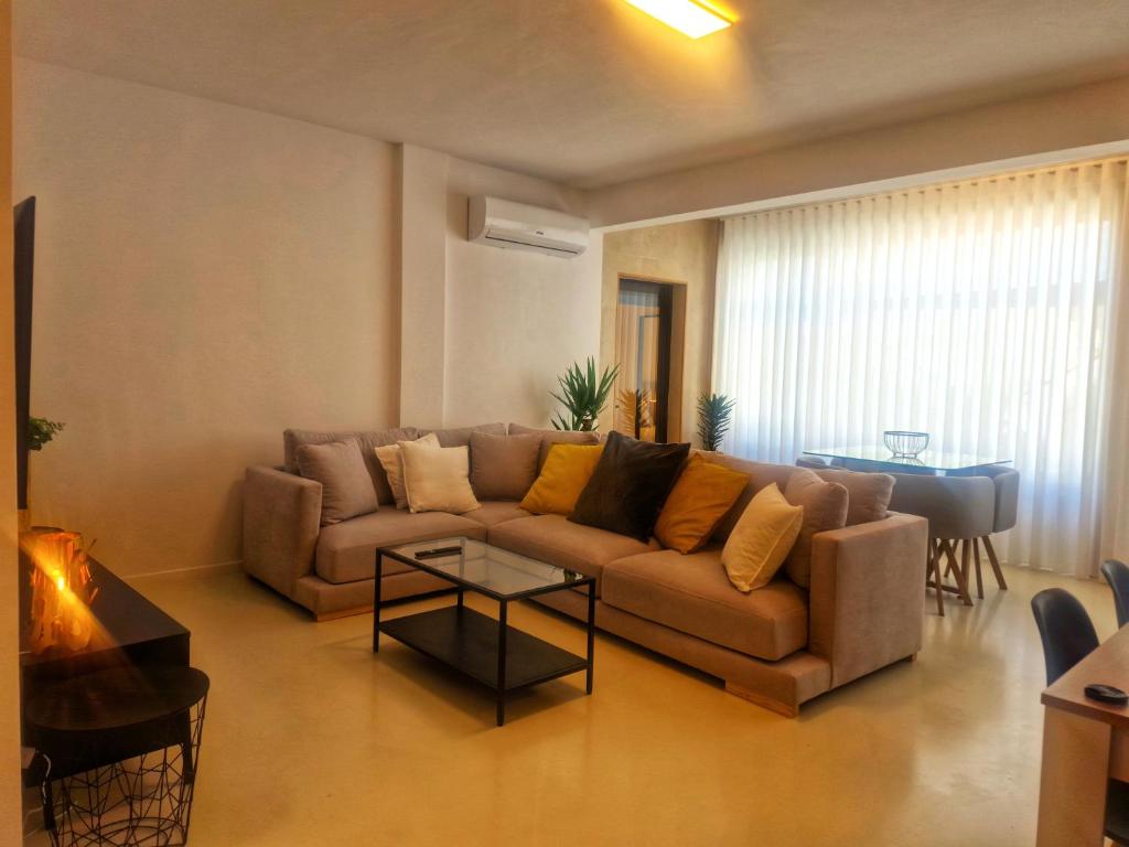 Firstfloorby22, Matosinhos