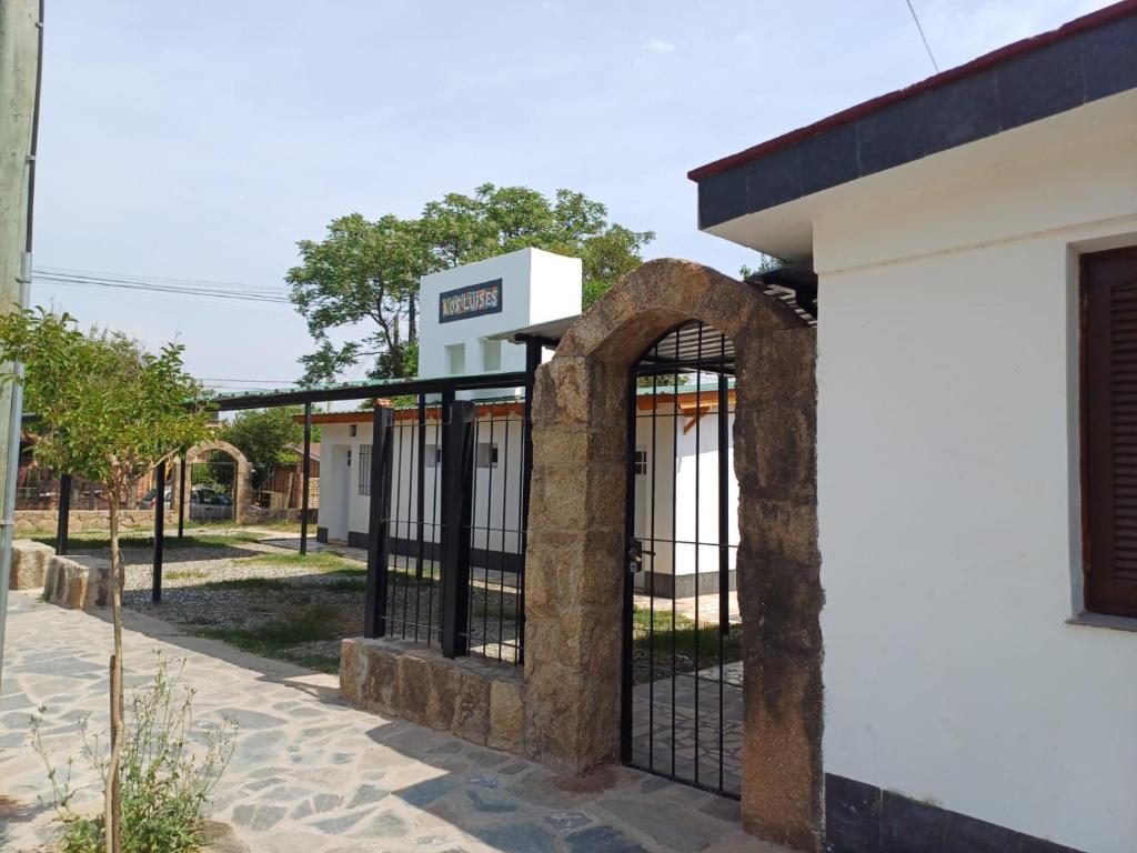 Los Luises - Departamentos Céntricos - 3