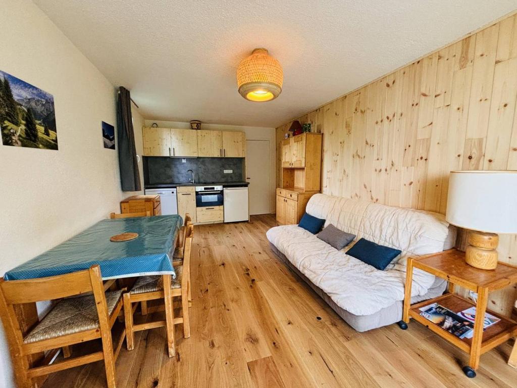 Appartement 3 pièces pour 6 personnes à Plan Peisey, accès direct pistes - FR-1-757-121 - 2
