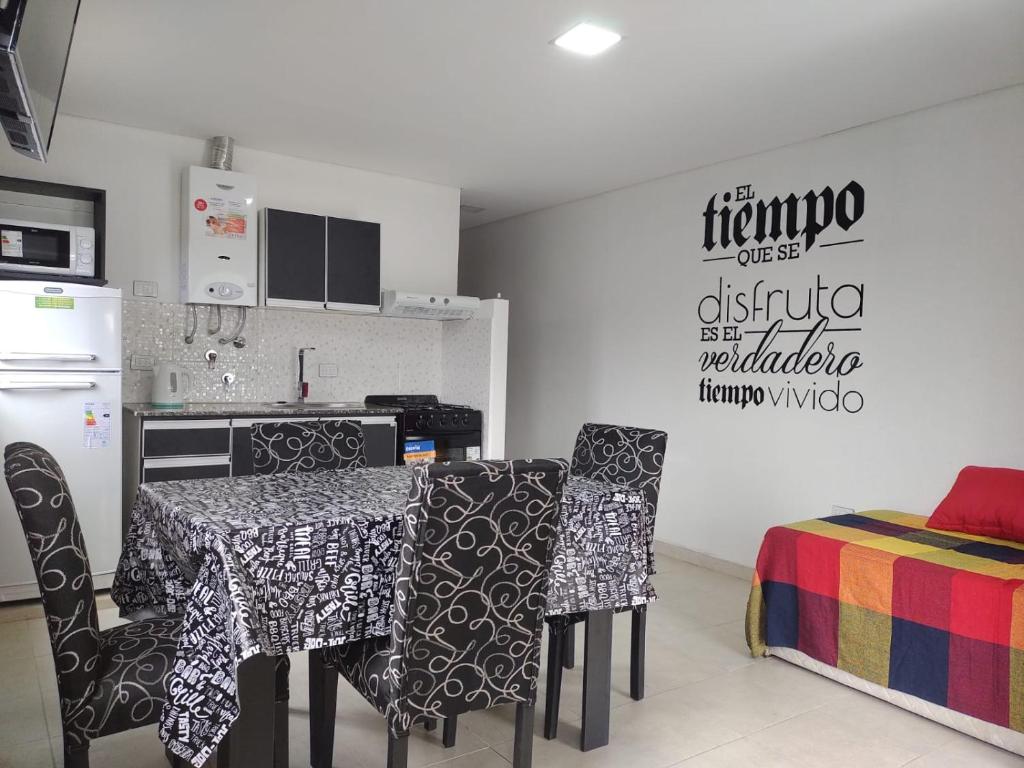 Atardecer en Playas de Oro - 2