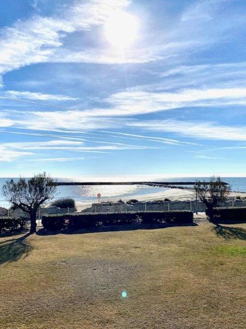 Appartement vue mer, terrasse, place de parking privée, proximité des commerces, Saintes-Maries-de-la-Mer