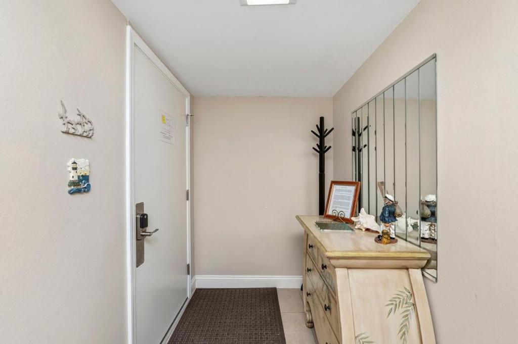 3036 Free Beach Setup in 2025 Season Shoreline Towers, Destin