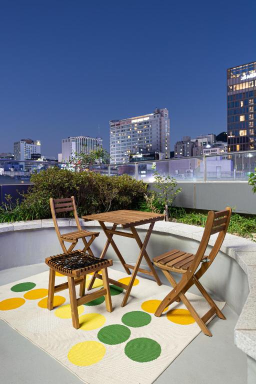 Uhoostay Myeongdong Guesthouse