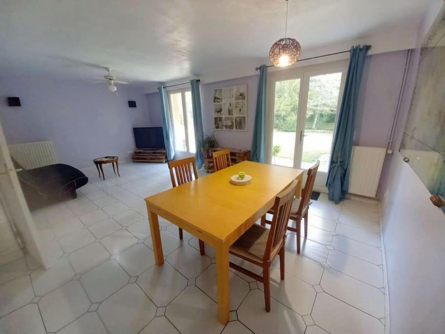 Location calme, Cournon-dʼAuvergne