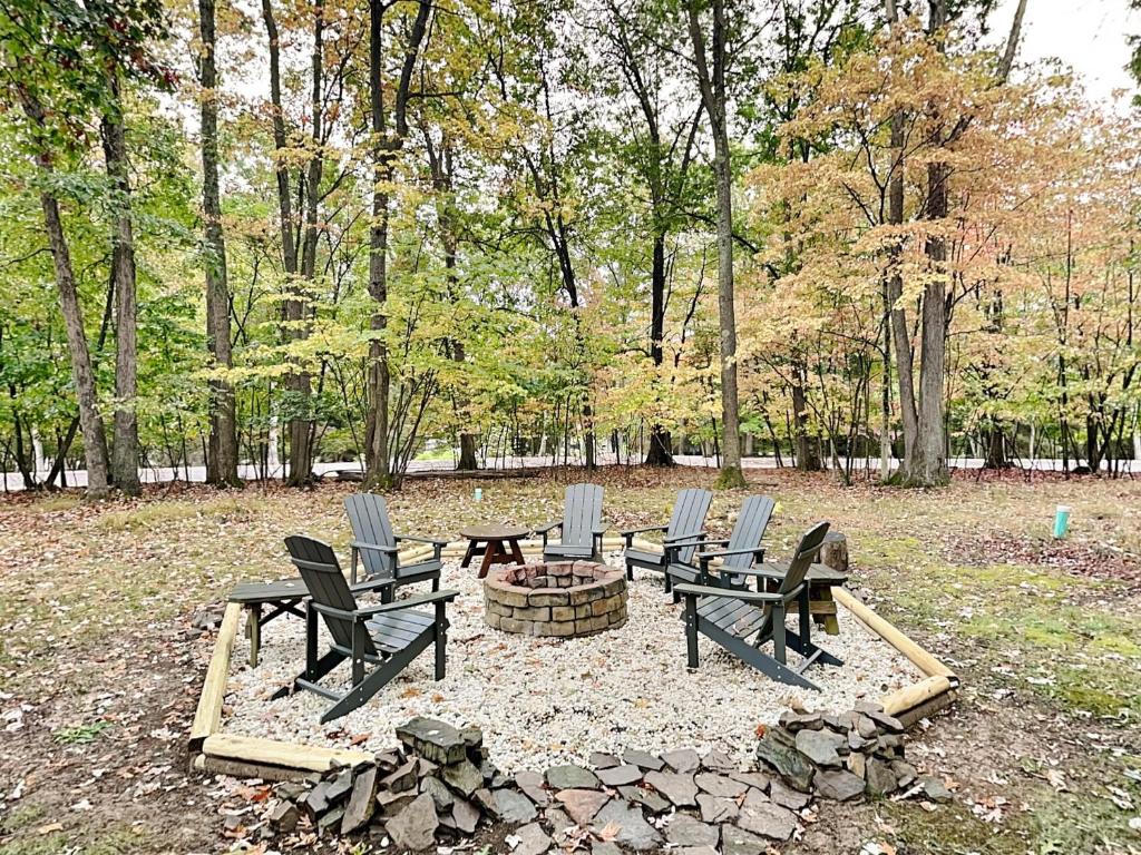 Heavenly Grove, Oakland