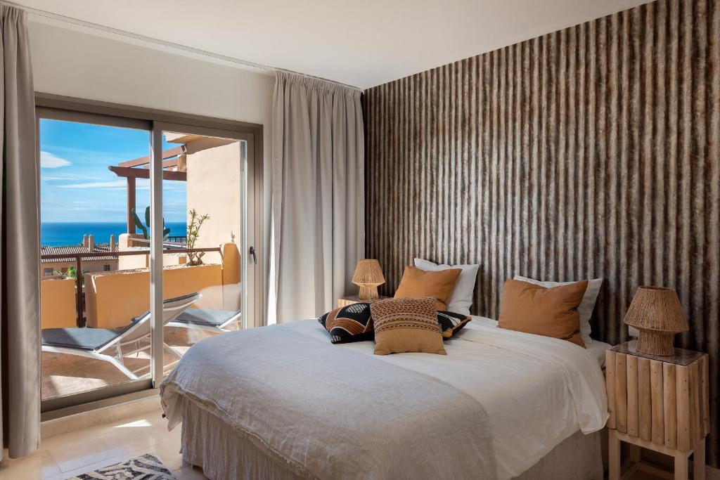 Beautiful Penthouse with Ethnic Interiors - 1