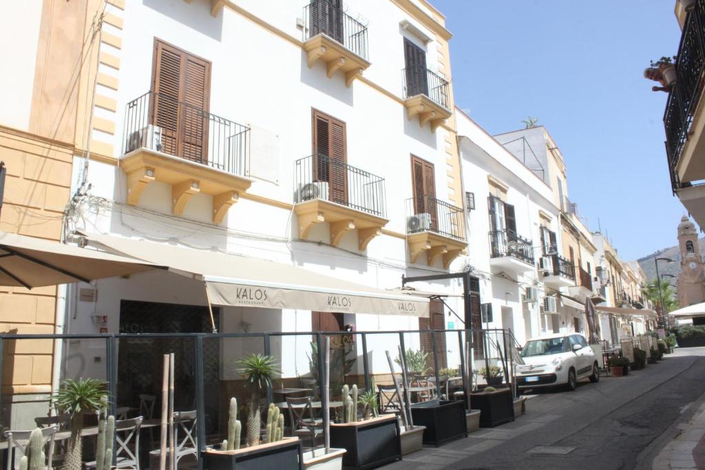 Casa Vacanze In Piazza - 1