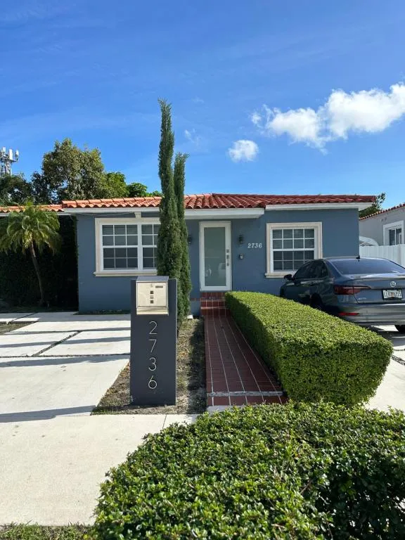 R&R Hostal, hotel in Miami