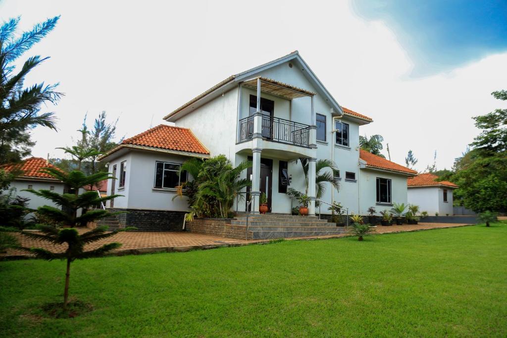 Fabco palace, Kazinga