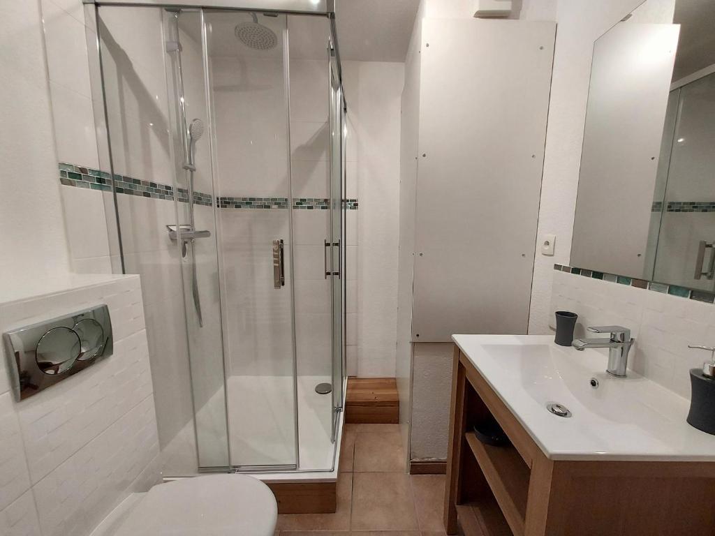 Appartement cosy 3 pièces, avec balcon et piscine, proche des pistes et commodités à La Plagne Tarentaise - 5