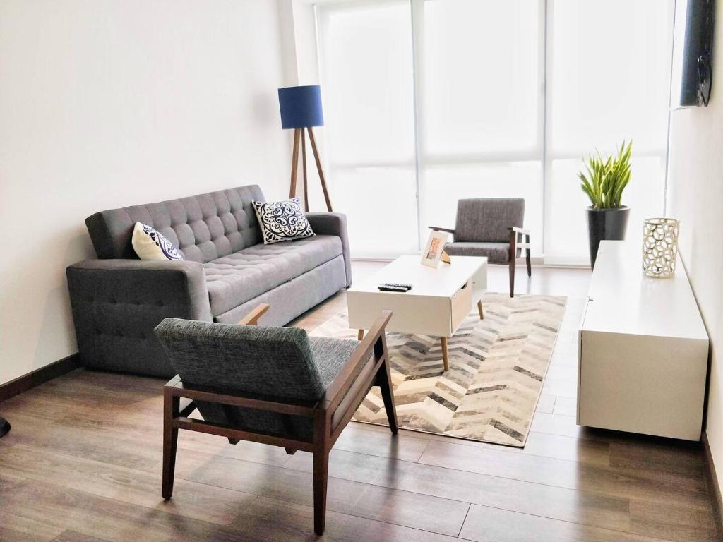 FIFA World Cup Two Beautiful 1 BR apts, HS WiFi! - 1