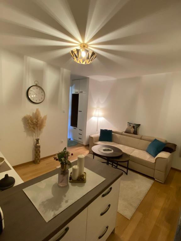 RED home - 5