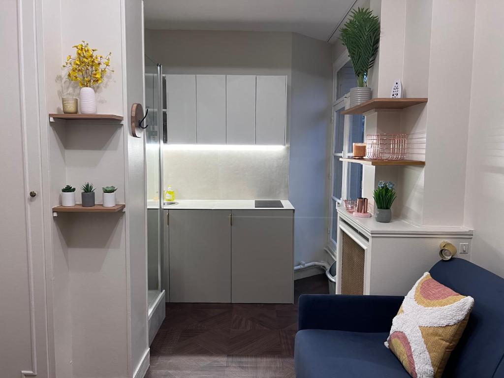 Trocadéro Eiffel Tour - refurbished furnished flat - 2