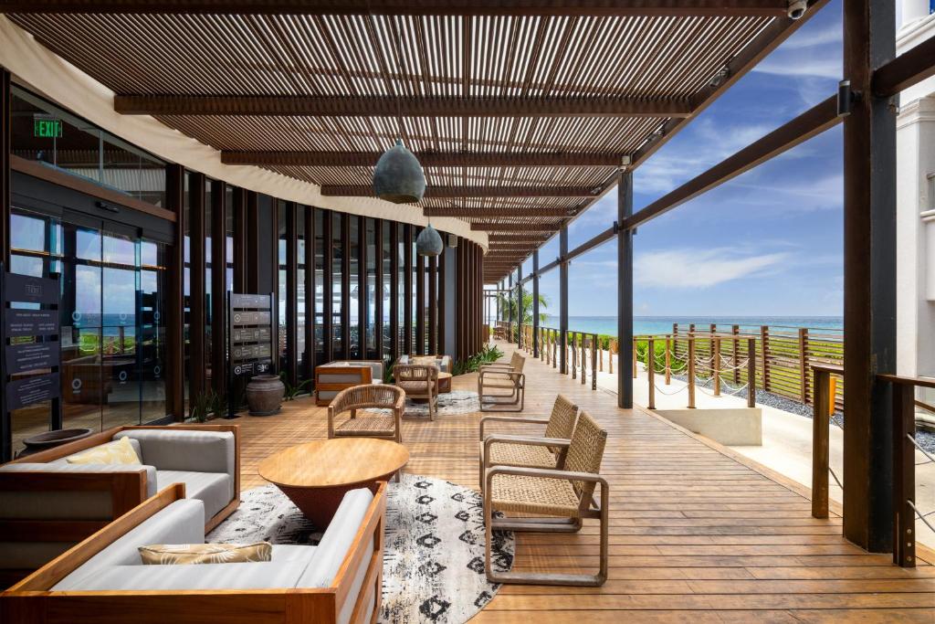 1. 하드락 호텔 리..