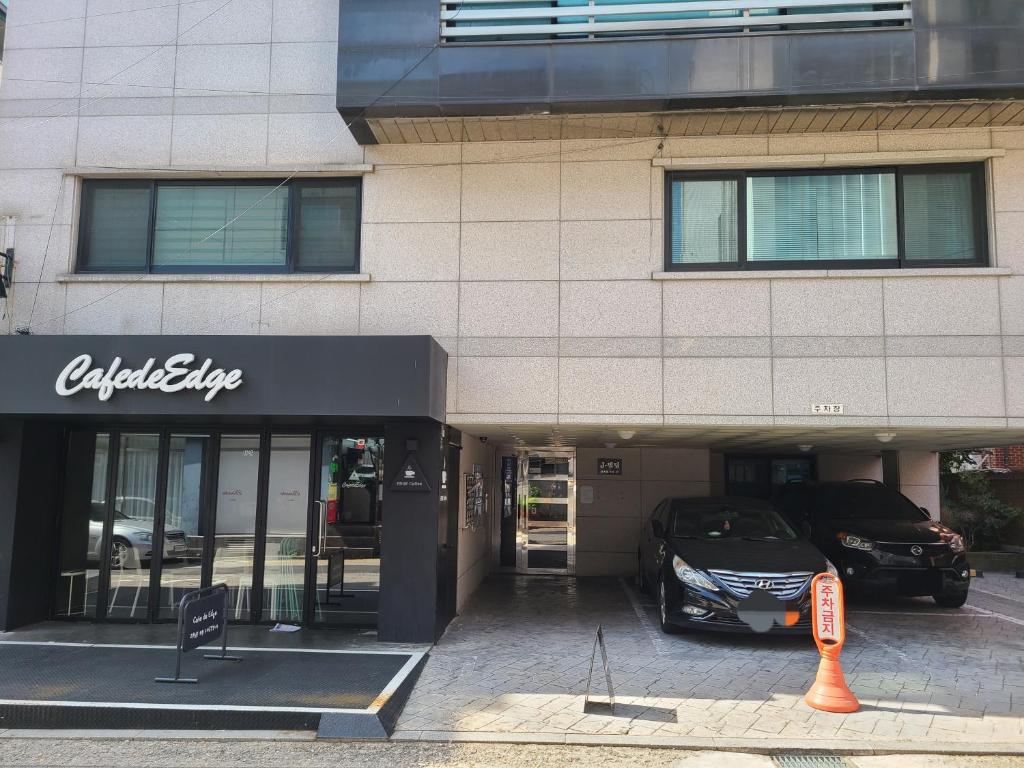 Amy Stay #Gangnam #COEX #Seolleung Station 6min by walk #Free Washer, Dryer #Elevator #Large Balcony