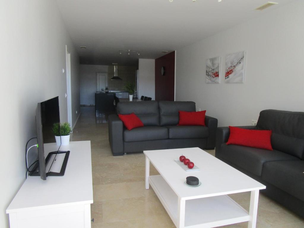 Nice groundfloor with pool view - 2