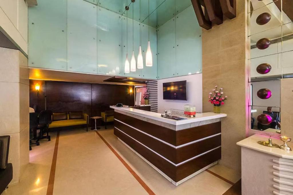 Kitchen, The Oriental Residency Hotel in Mumbai