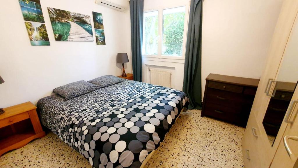 Bas de villa avec piscine - 5