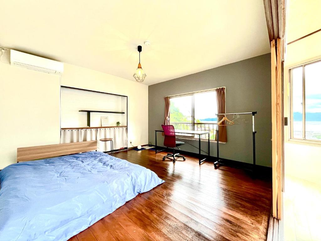 5. 海を眺めながらの..