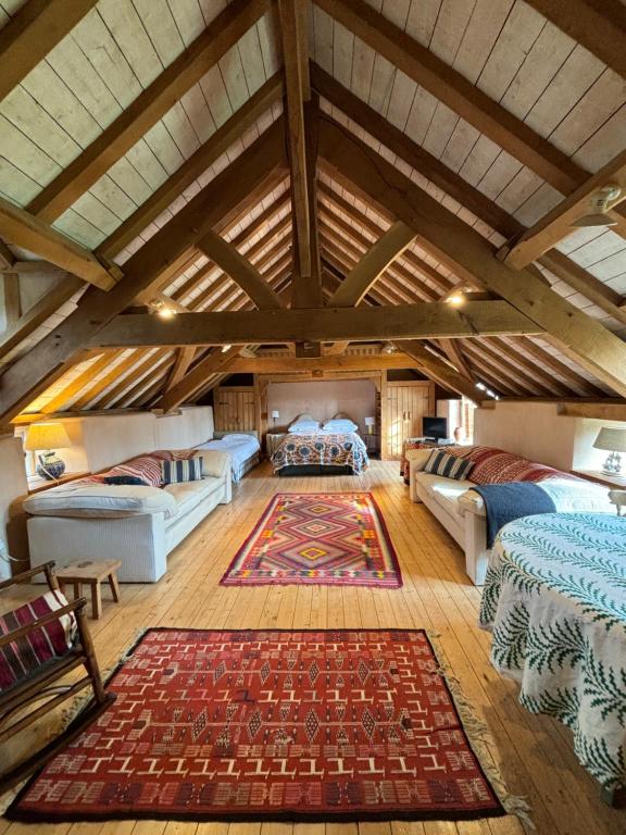 The Oak Room, Oxfordshire, Weston on the Green