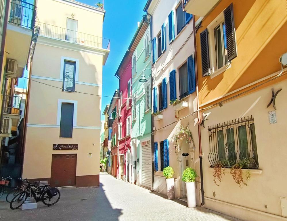 LAB 16 - Centro Storico - - 1