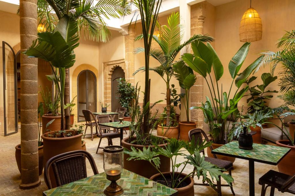 Maison 250 - Adult Only, As-Sawíra