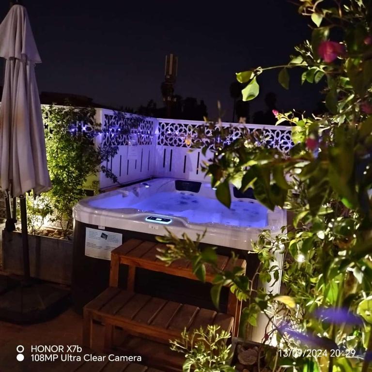 RIAD & SPA SOUS LE SOLEIL CHEZ Jérôme & Paméla, Marakéš