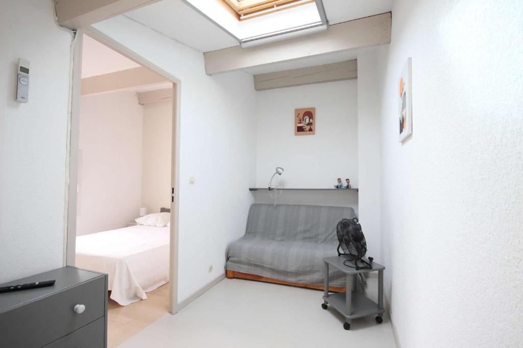 Villa plein sud semi climatisée- 4 couchages, en résidence LES ONDINES avec piscine commune, 500 m de la mer LROND28 - 5
