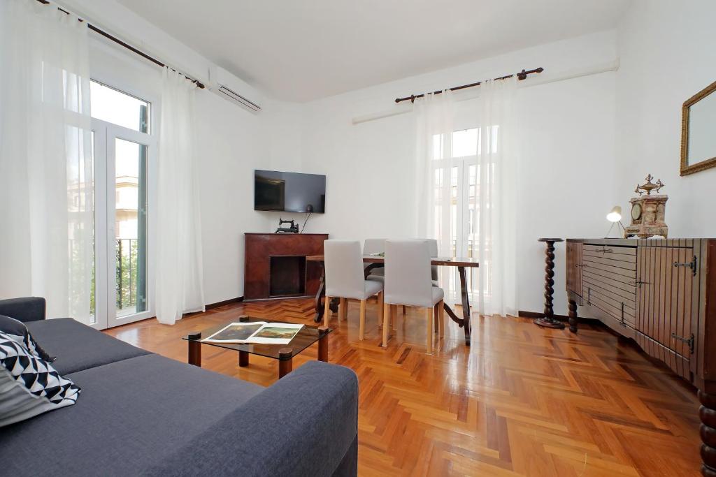 4BNB - Queen Mary Vatican Home - 3