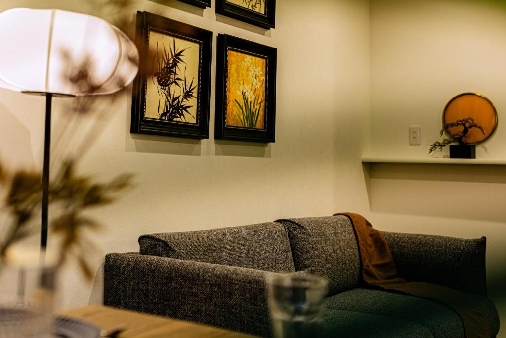 J S暁宅-長月 nagatsuki, Ósaka