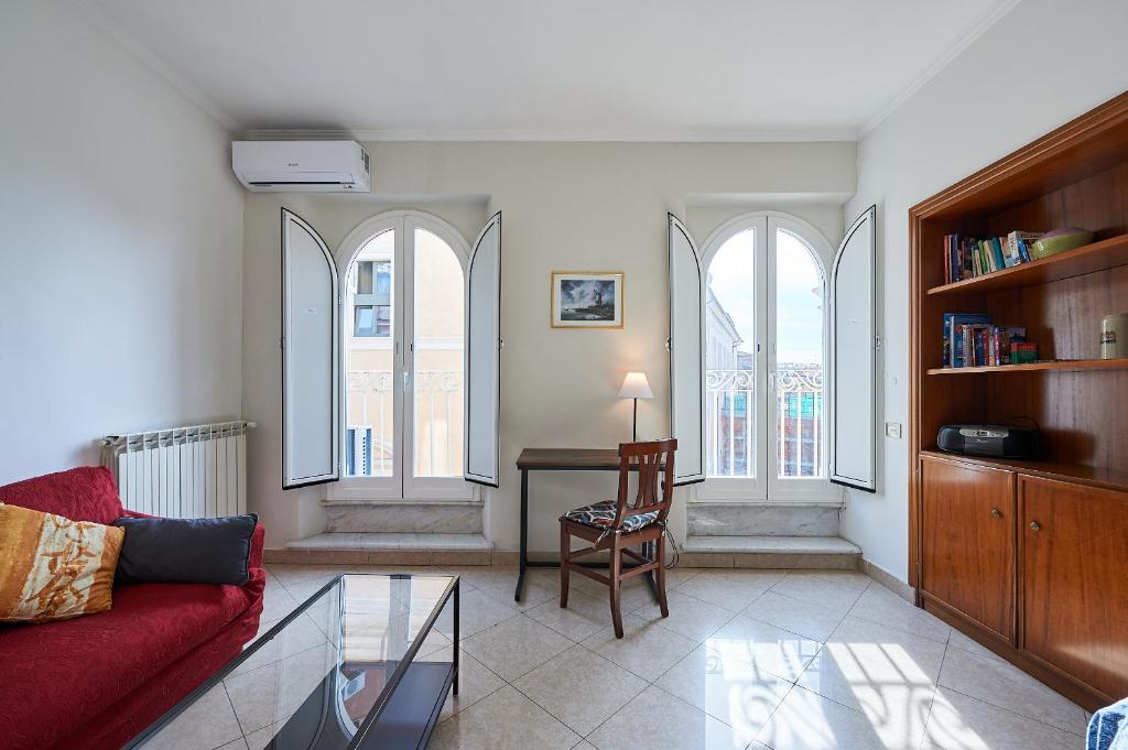 Close to the Spanish Steps, WIFI, Air Cond, 2 bedrooms - 5