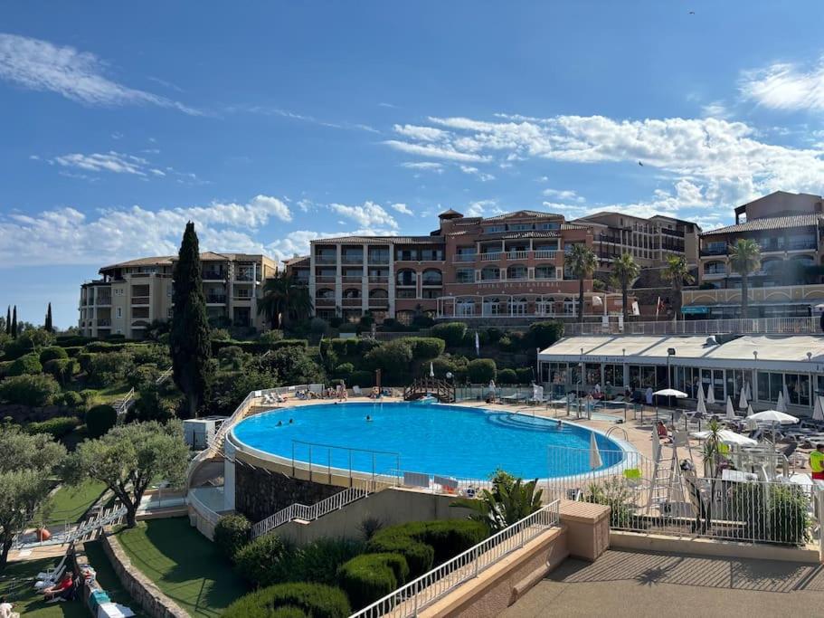 Complexe Cap Esterel village ,vue mer studio avec parking - 2