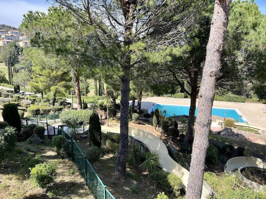 Complexe Cap Esterel village ,vue mer studio avec parking - 3