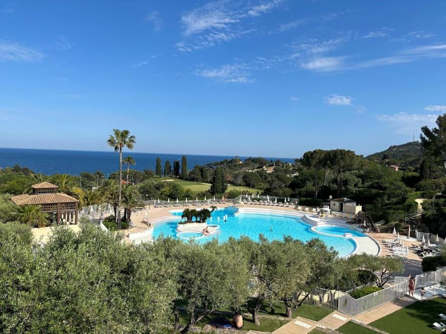 Complexe Cap Esterel village ,vue mer studio avec parking - 5